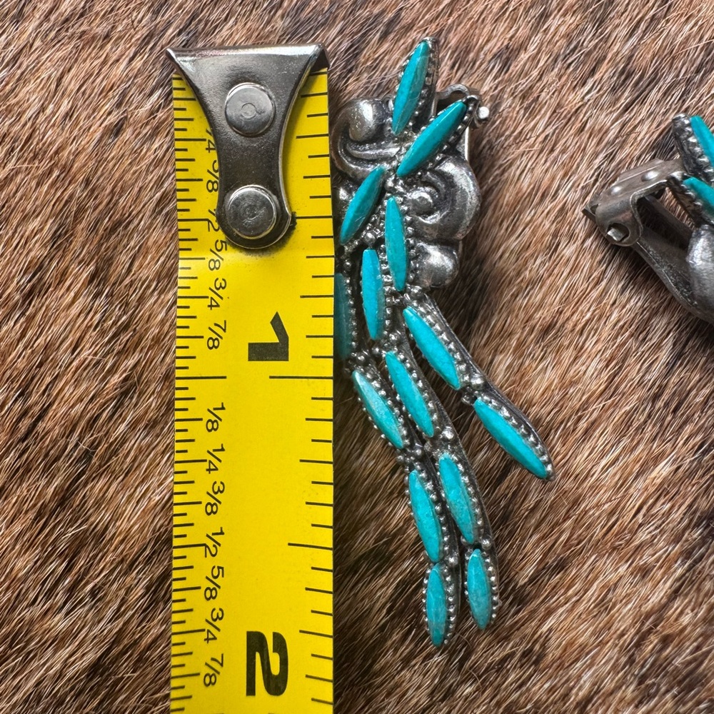 Unique Vintage Silver and Turquoise Earrings - Picture 3 of 4
